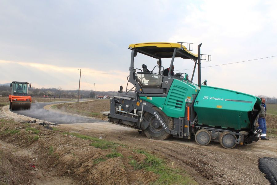 U toku asfaltiranje puta u Glavičicama